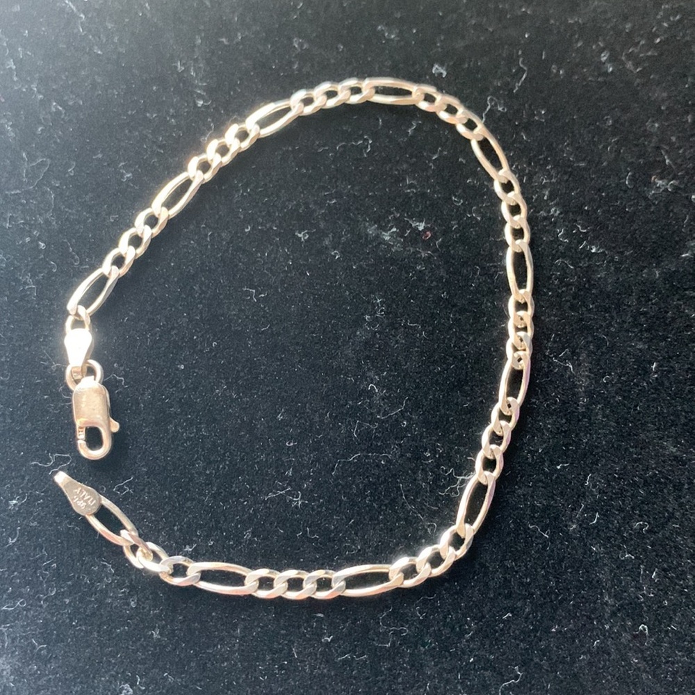 👍🏼Sterling figaro wrist bracelet 925.